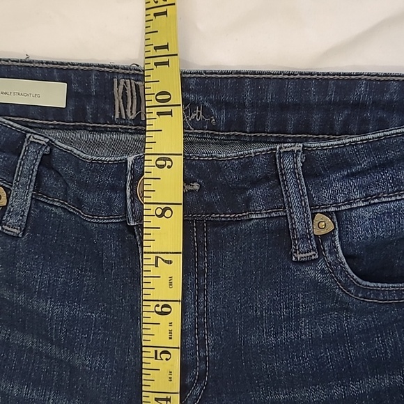 EUC Kut From the Kloth Katy Jeans Women's 6 Straight Leg Mid Rise Cropped Denim - Picture 11 of 12